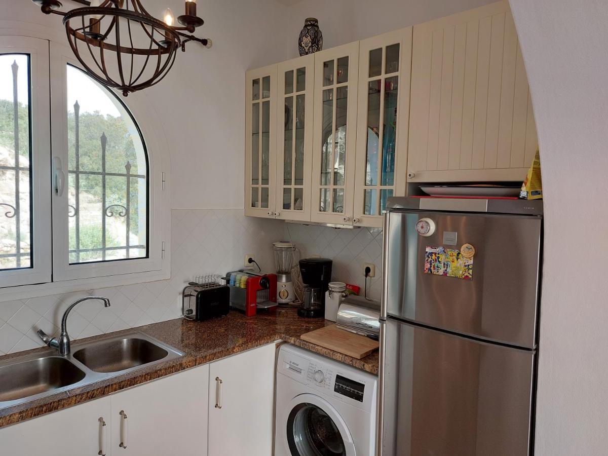 Tranquil Villa With Sea View In Ammopi Karpathos อาโมปี ภายนอก รูปภาพ