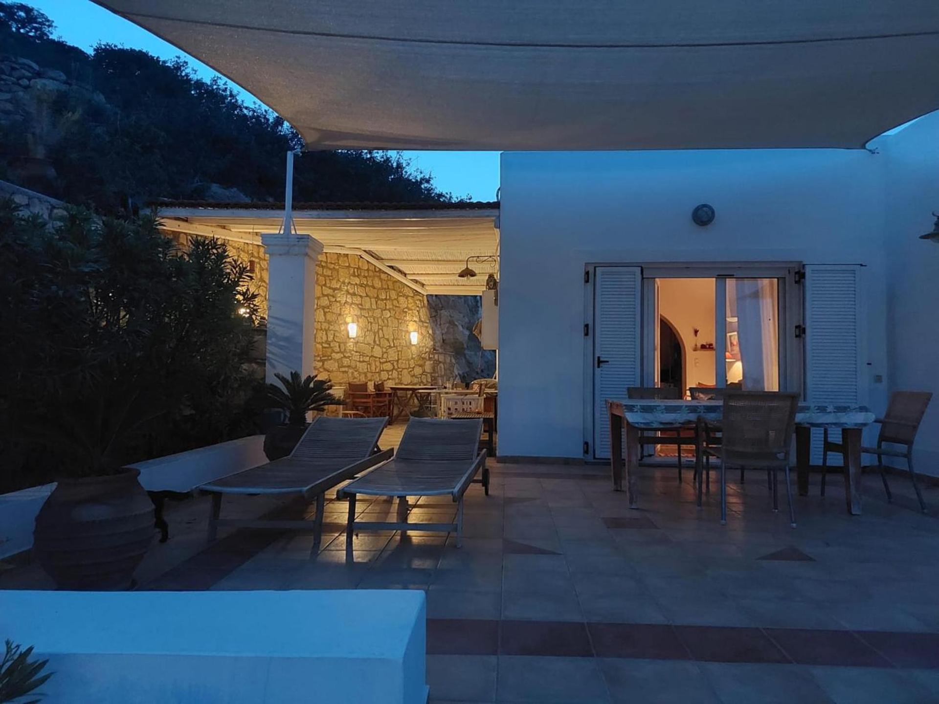 Tranquil Villa With Sea View In Ammopi Karpathos อาโมปี ภายนอก รูปภาพ